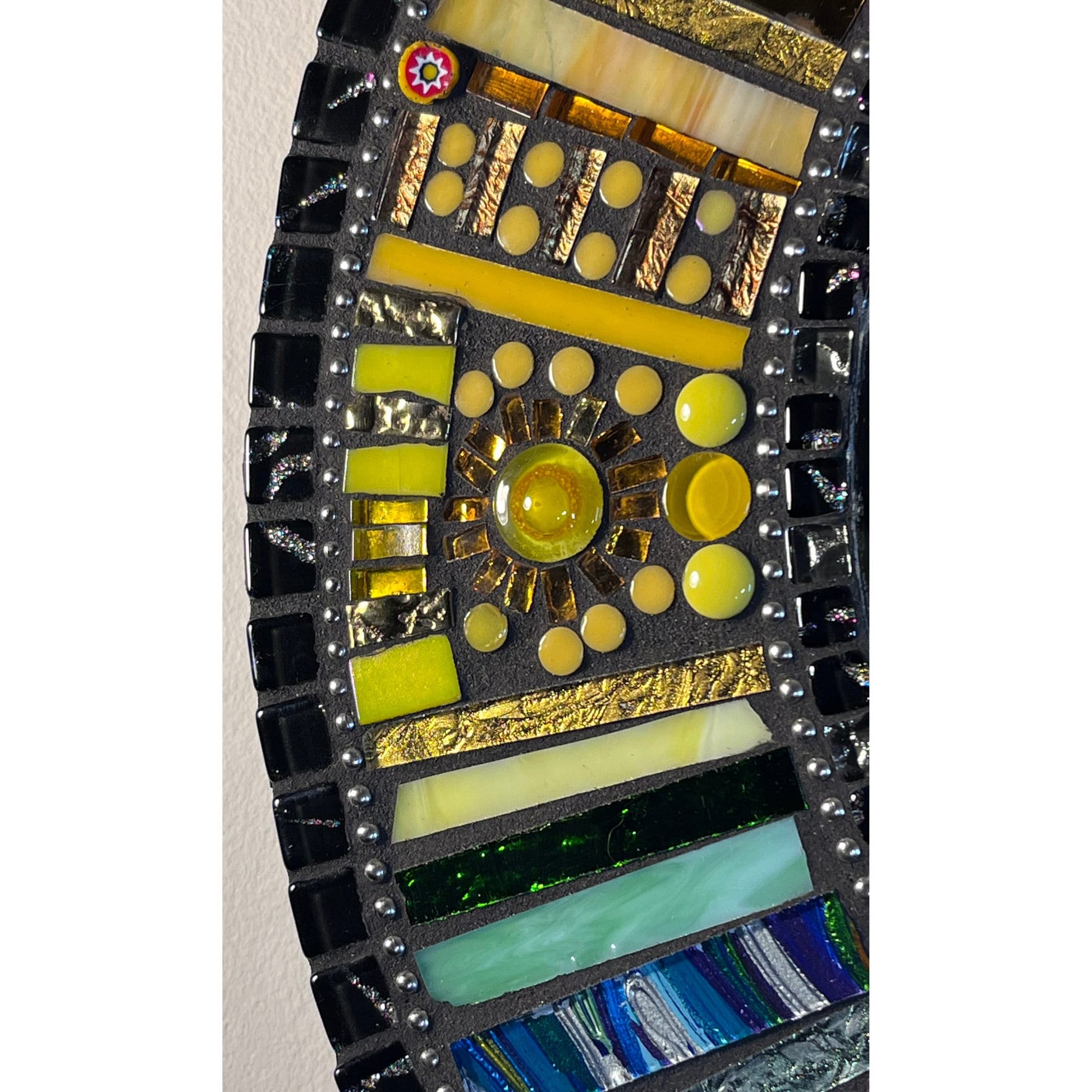 MOSAIC MIRROR - 18"/Rainbow Fantasy Patchwork - MIRRORS