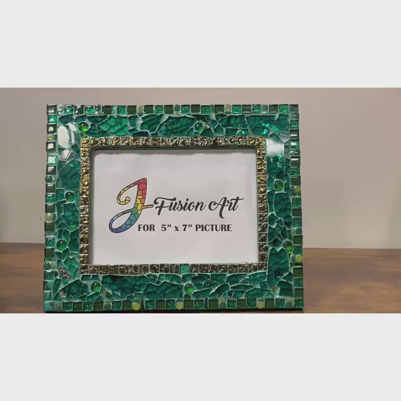 Green Tempered Glass Photo Frame / 5x7 / For Exquisite Displays, Unique Holiday Gift