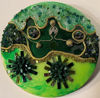 RESIN MULTIMEDIA 12"/green Shades/includes Fused Glass, Stained Glass, Glass Beads, Mirrored Glass & Resin. Ready To ship! Fun Piece! - RESIN ART