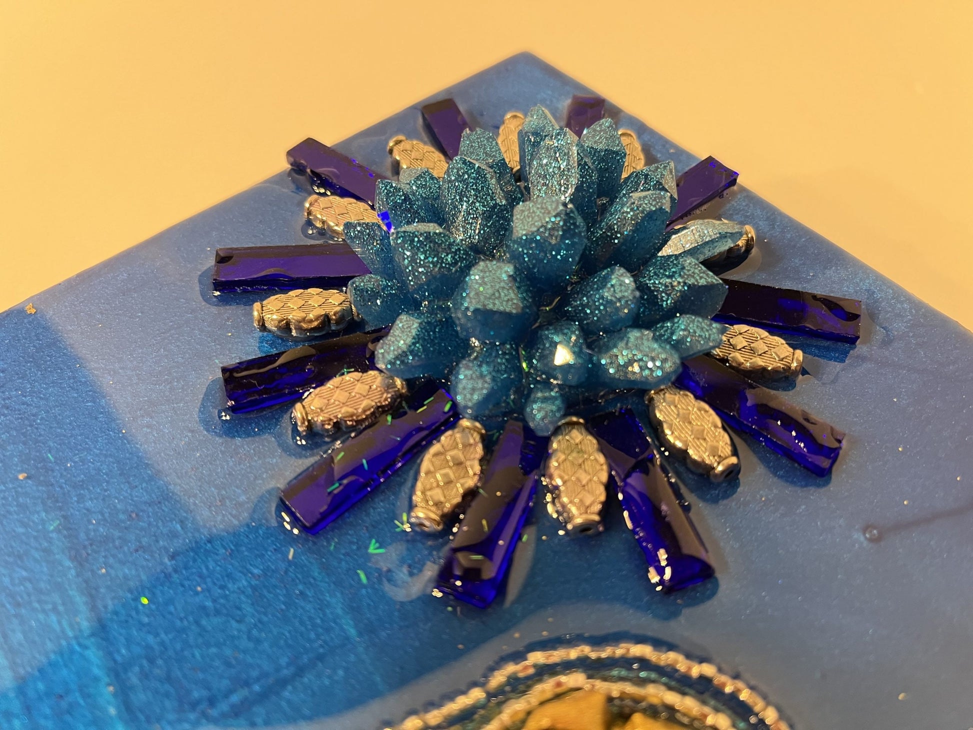 RESIN MULTIMEDIA/10" Caribbean Blue/includes Quartz, Seed Beads, Tibetan Beads, Hematite Points & More. Stunning. Ready To Ship! Colors - RESIN ART