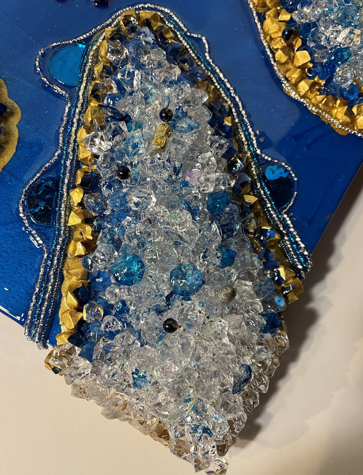 RESIN MULTIMEDIA/10" Caribbean Blue/includes Quartz, Seed Beads, Tibetan Beads, Hematite Points & More. Stunning. Ready To Ship! Colors - RESIN ART